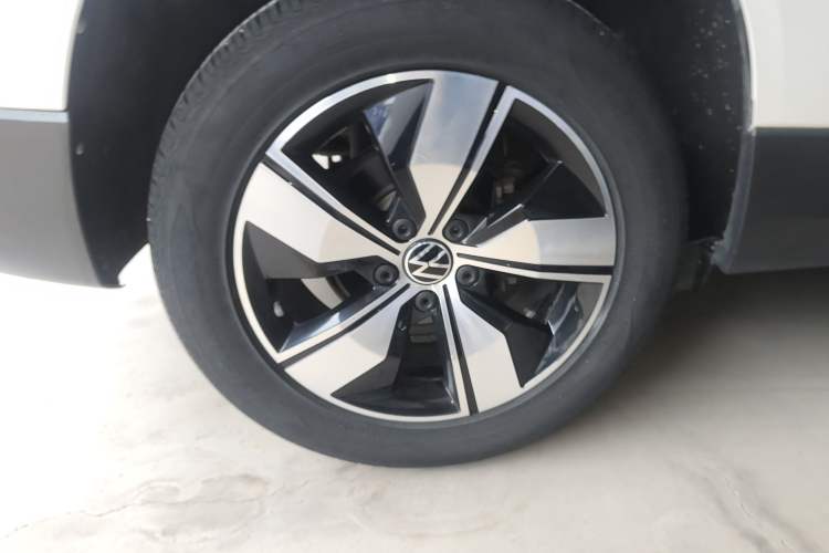 Used Volkswagen Tharu 2021 280TSI Two-Wheel Drive Comfort Edition Right Rear Wheel Hub