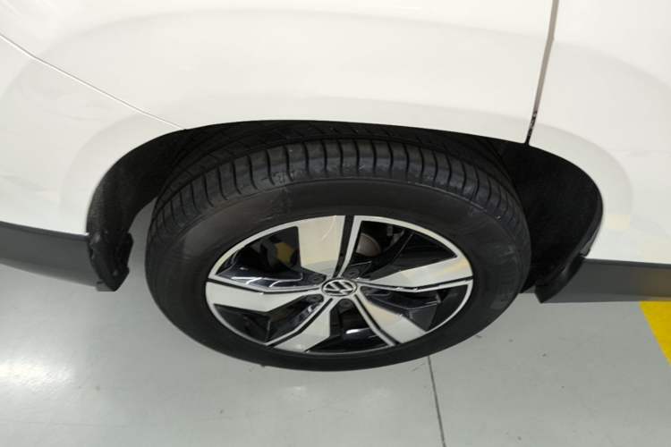 Used Volkswagen Tharu 2021 280TSI Two-Wheel Drive Comfort Edition Right Rear Wheel Hub