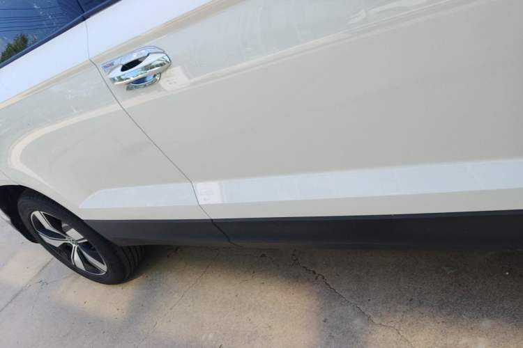 Used Volkswagen Tharu 2021 280TSI Two-Wheel Drive Comfort Edition Right Side Sill