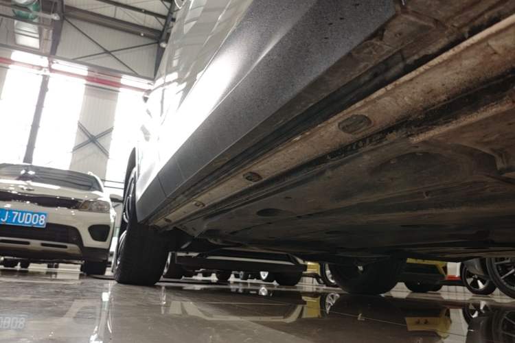 Used Volkswagen Tharu 2021 280TSI Two-Wheel Drive Comfort Edition Right Side Sill