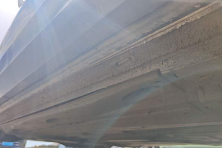 Used Volkswagen Tharu 2021 280TSI Two-Wheel Drive Trend Edition Right Side Sill