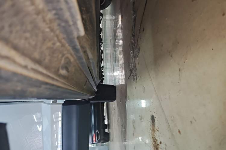 Used Volkswagen Tharu 2021 280TSI Two-Wheel Drive Trend Edition Right Side Sill