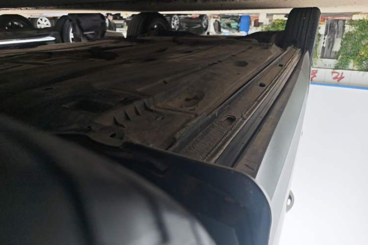 Used Volkswagen Tharu 2021 280TSI Two-Wheel Drive Comfort Edition Right Side Sill