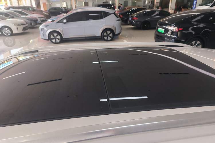 Used Volkswagen Tharu 2021 280TSI Two-Wheel-Drive Luxury Edition Roof