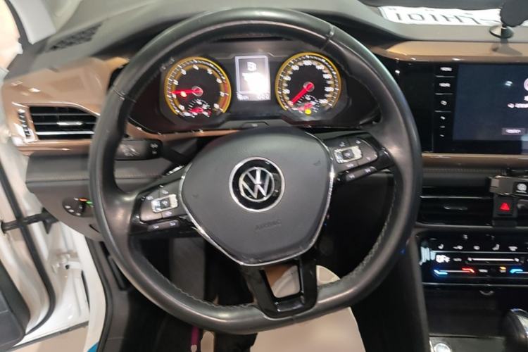 Used Volkswagen Tharu 2021 280TSI Two-Wheel-Drive Luxury Plus Edition Steering Wheel