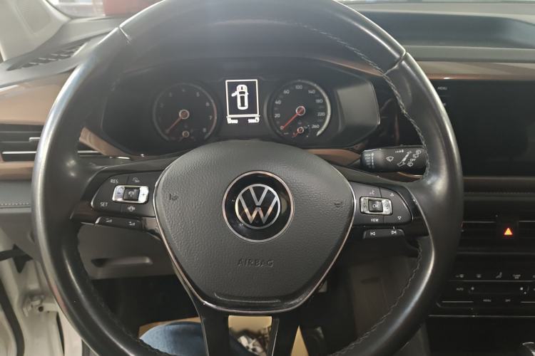 Used Volkswagen Tharu 2021 280TSI Two-Wheel-Drive Luxury Plus Edition Steering Wheel