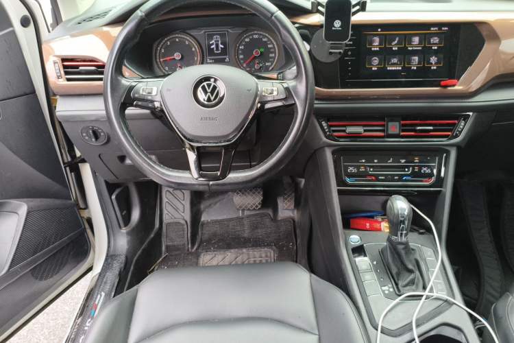 Used Volkswagen Tharu 2021 280TSI Two-Wheel Drive Comfort Edition Steering Wheel