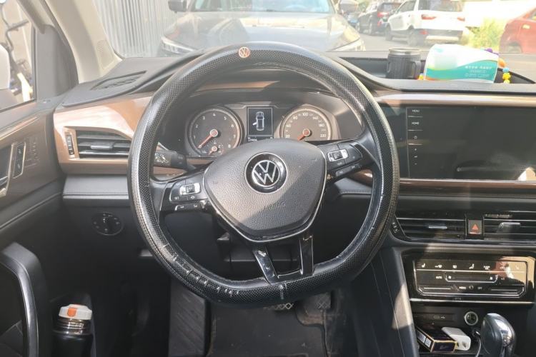 Used Volkswagen Tharu 2021 280TSI Two-Wheel-Drive Luxury Plus Edition Steering Wheel