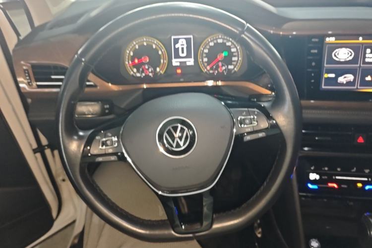 Used Volkswagen Tharu 2021 280TSI Two-Wheel-Drive Luxury Plus Edition Steering Wheel