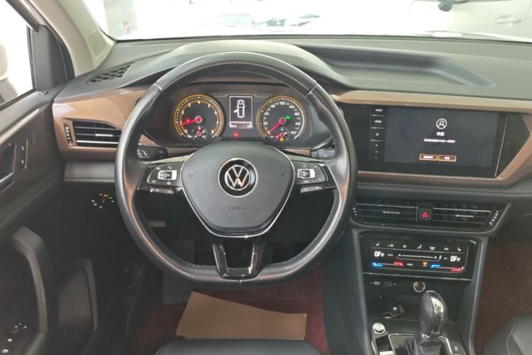 Used Volkswagen Tharu 2021 280TSI Two-Wheel-Drive Luxury Plus Edition Steering Wheel