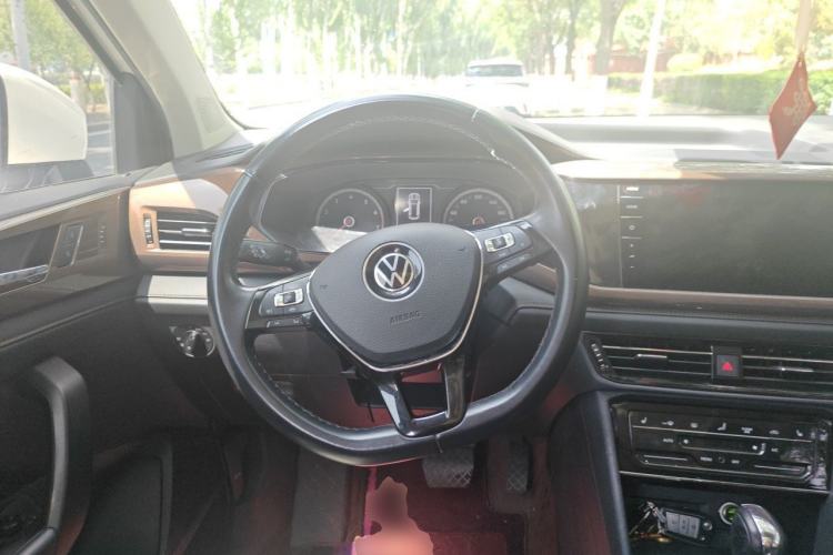 Used Volkswagen Tharu 2021 280TSI Two-Wheel-Drive Luxury Plus Edition Steering Wheel
