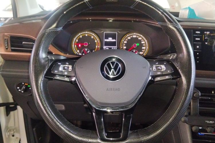 Used Volkswagen Tharu 2021 280TSI Two-Wheel-Drive Luxury Plus Edition Steering Wheel