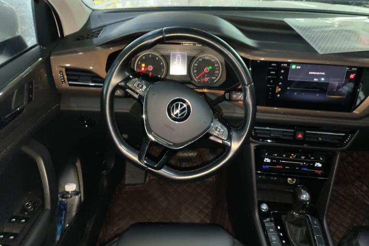 Used Volkswagen Tharu 2021 280TSI Two-Wheel-Drive Luxury Plus Edition Steering Wheel