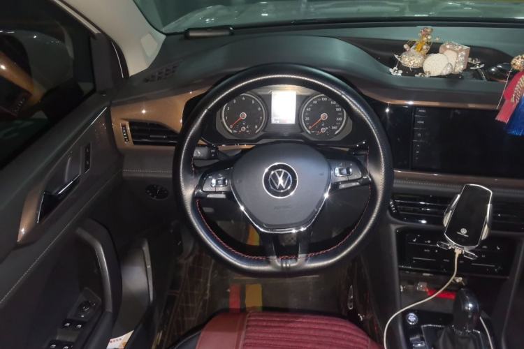 Used Volkswagen Tharu 2021 280TSI Two-Wheel-Drive Luxury Plus Edition Steering Wheel