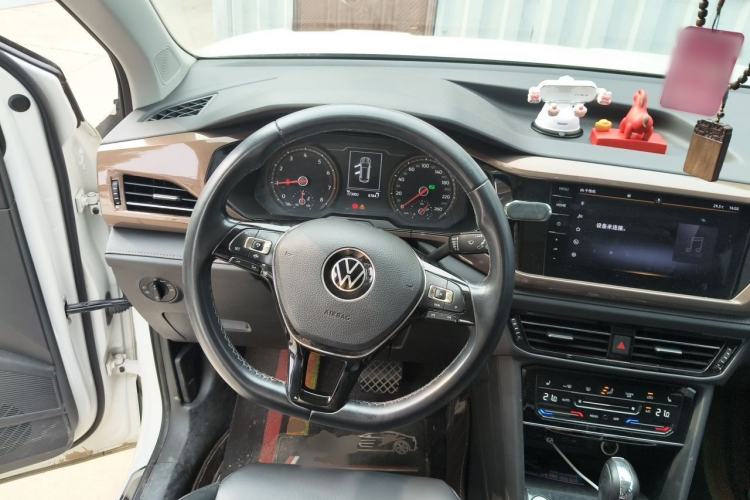 Used Volkswagen Tharu 2021 280TSI Two-Wheel-Drive Luxury Plus Edition Steering Wheel