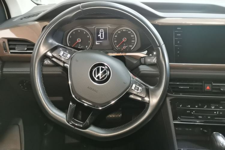 Used Volkswagen Tharu 2021 280TSI Two-Wheel-Drive Luxury Plus Edition Steering Wheel