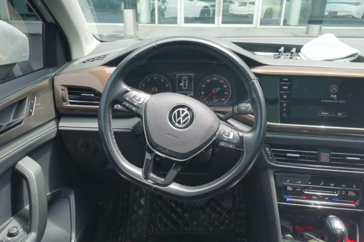 Used Volkswagen Tharu 2021 280TSI Two-Wheel-Drive Luxury Plus Edition Steering Wheel