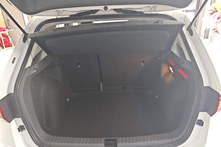 Used Volkswagen Tharu 2021 280TSI Two-Wheel Drive Comfort Edition Trunk