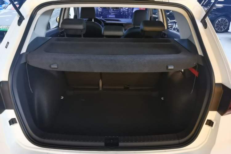Used Volkswagen Tharu 2021 280TSI Two-Wheel Drive Comfort Edition Trunk