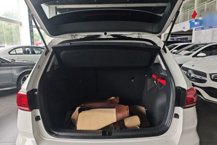 Used Volkswagen Tharu 2021 280TSI Two-Wheel Drive Comfort Edition Trunk