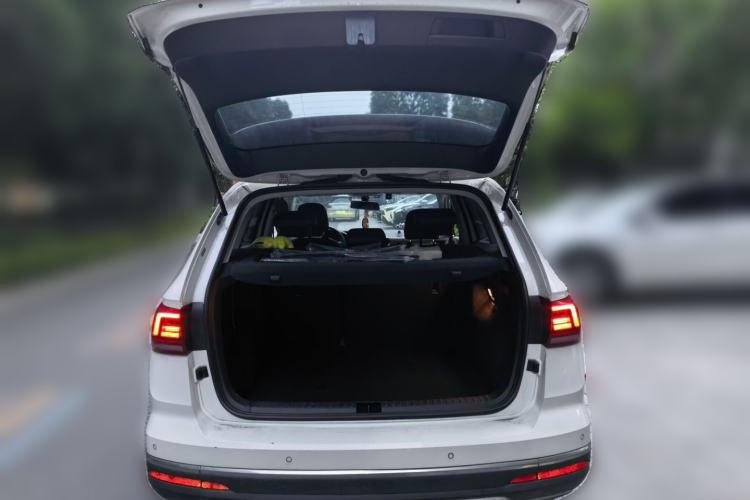 Used Volkswagen Tharu 2021 330TSI Four-Wheel Drive Luxury Edition Trunk