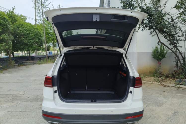 Used Volkswagen Tharu 2021 280TSI Two-Wheel-Drive Luxury Plus Edition Trunk