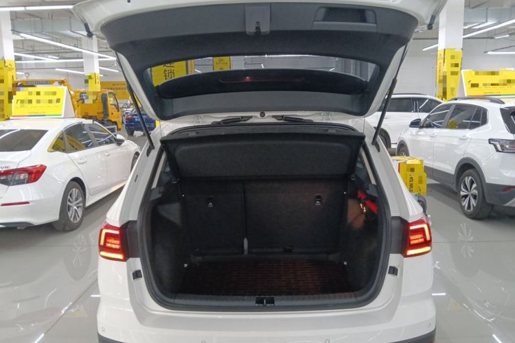 Used Volkswagen Tharu 2021 280TSI Two-Wheel Drive Comfort Edition Trunk