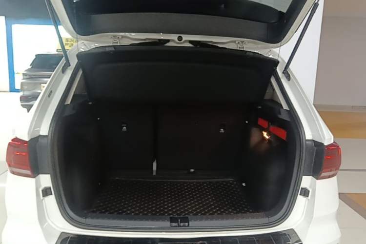 Used Volkswagen Tharu 2021 280TSI Two-Wheel Drive Trend Edition Trunk