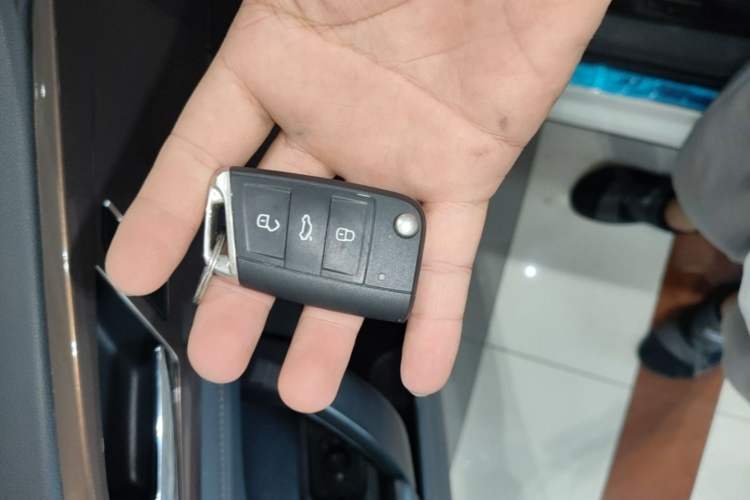 Used Volkswagen Tharu 2021 280TSI Two-Wheel-Drive Luxury Plus Edition Vehicle Key