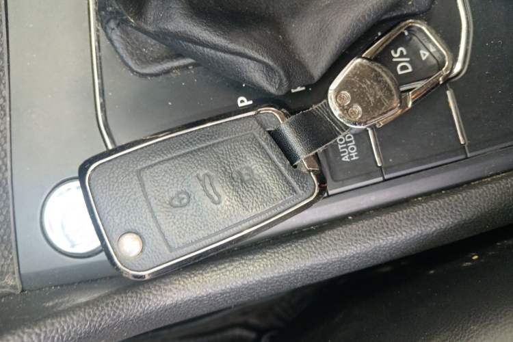Used Volkswagen Tharu 2021 280TSI Two-Wheel Drive Trend Edition Vehicle Key