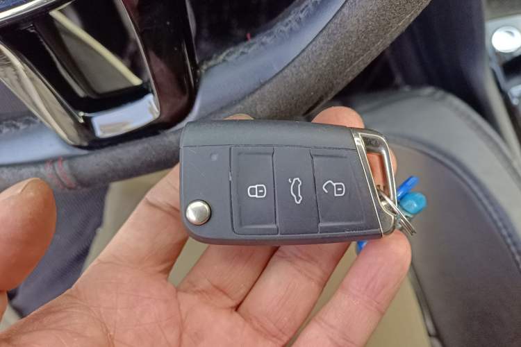 Used Volkswagen Tharu 2021 280TSI Two-Wheel Drive Comfort Edition Vehicle Key