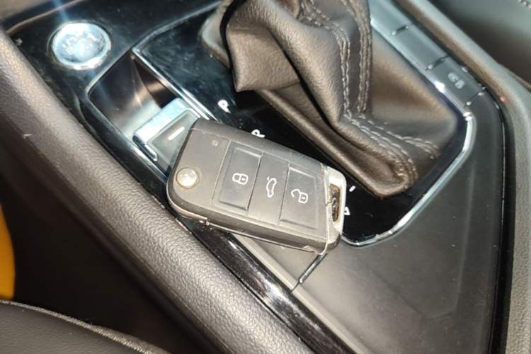 Used Volkswagen Tharu 2021 280TSI Two-Wheel-Drive Luxury Plus Edition Vehicle Key