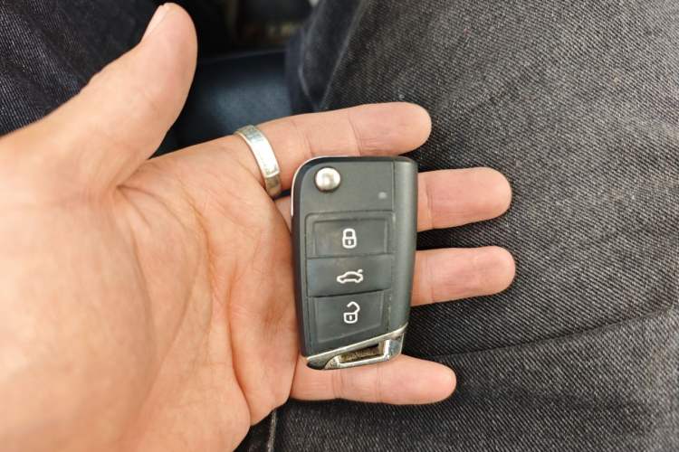 Used Volkswagen Tharu 2021 280TSI Two-Wheel Drive Trend Edition Vehicle Key