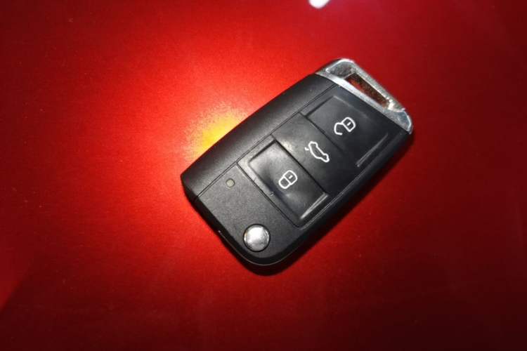 Used Volkswagen Tharu 2021 280TSI Two-Wheel Drive Comfort Edition Vehicle Key