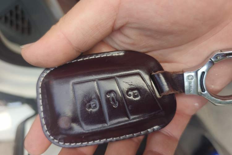 Used Volkswagen Tharu 2021 280TSI Two-Wheel-Drive Luxury Plus Edition Vehicle Key