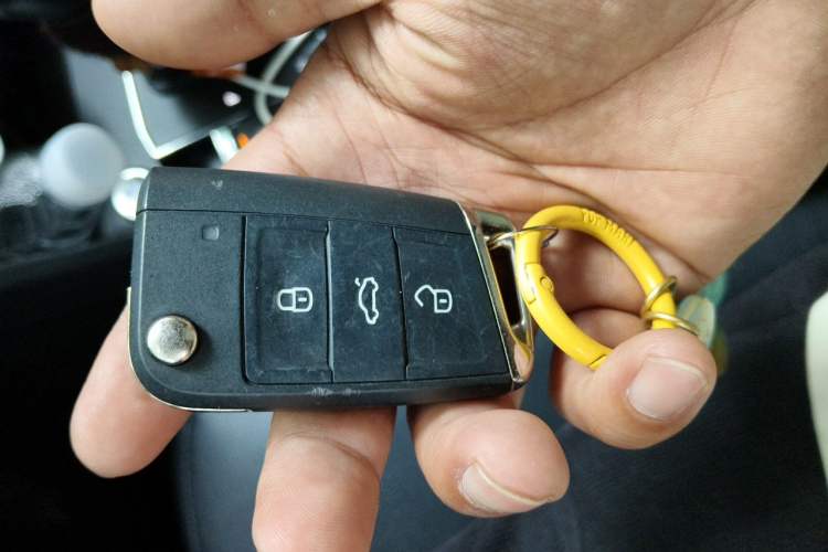 Used Volkswagen Tharu 2021 280TSI Two-Wheel Drive Trend Edition Vehicle Key