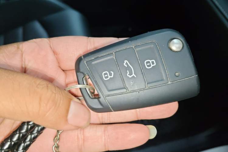 Used Volkswagen Tharu 2021 280TSI Two-Wheel-Drive Luxury Plus Edition Vehicle Key