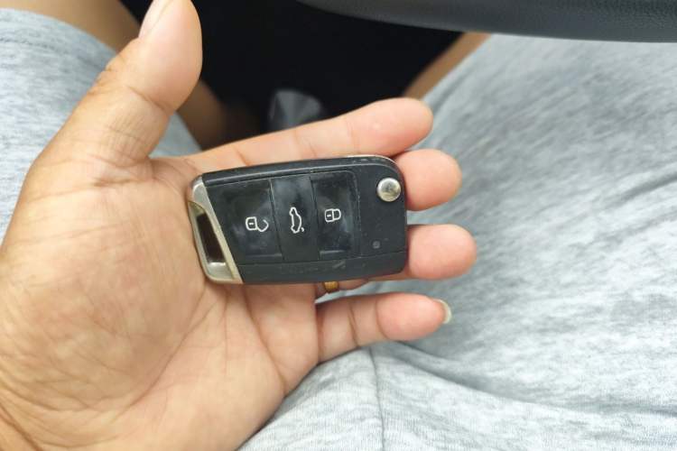 Used Volkswagen Tharu 2021 280TSI Two-Wheel Drive Trend Edition Vehicle Key