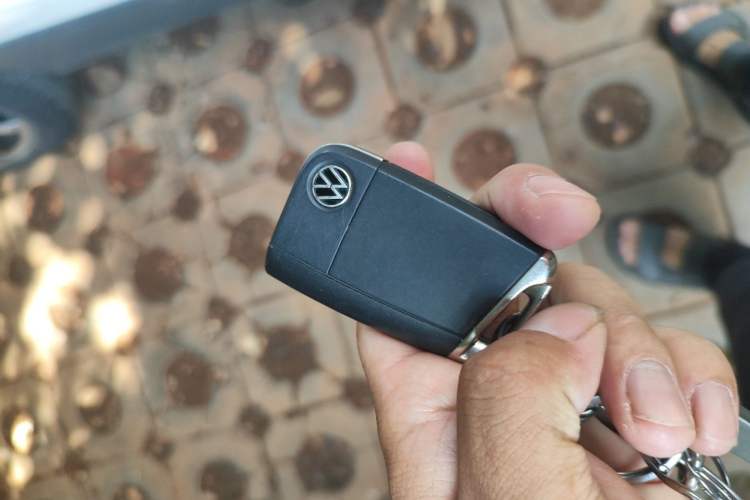 Used Volkswagen Tharu 2021 280TSI Two-Wheel-Drive Luxury Edition Vehicle Key