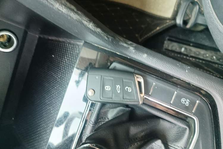 Used Volkswagen Tharu 2021 280TSI Two-Wheel Drive Comfort Edition Vehicle Key