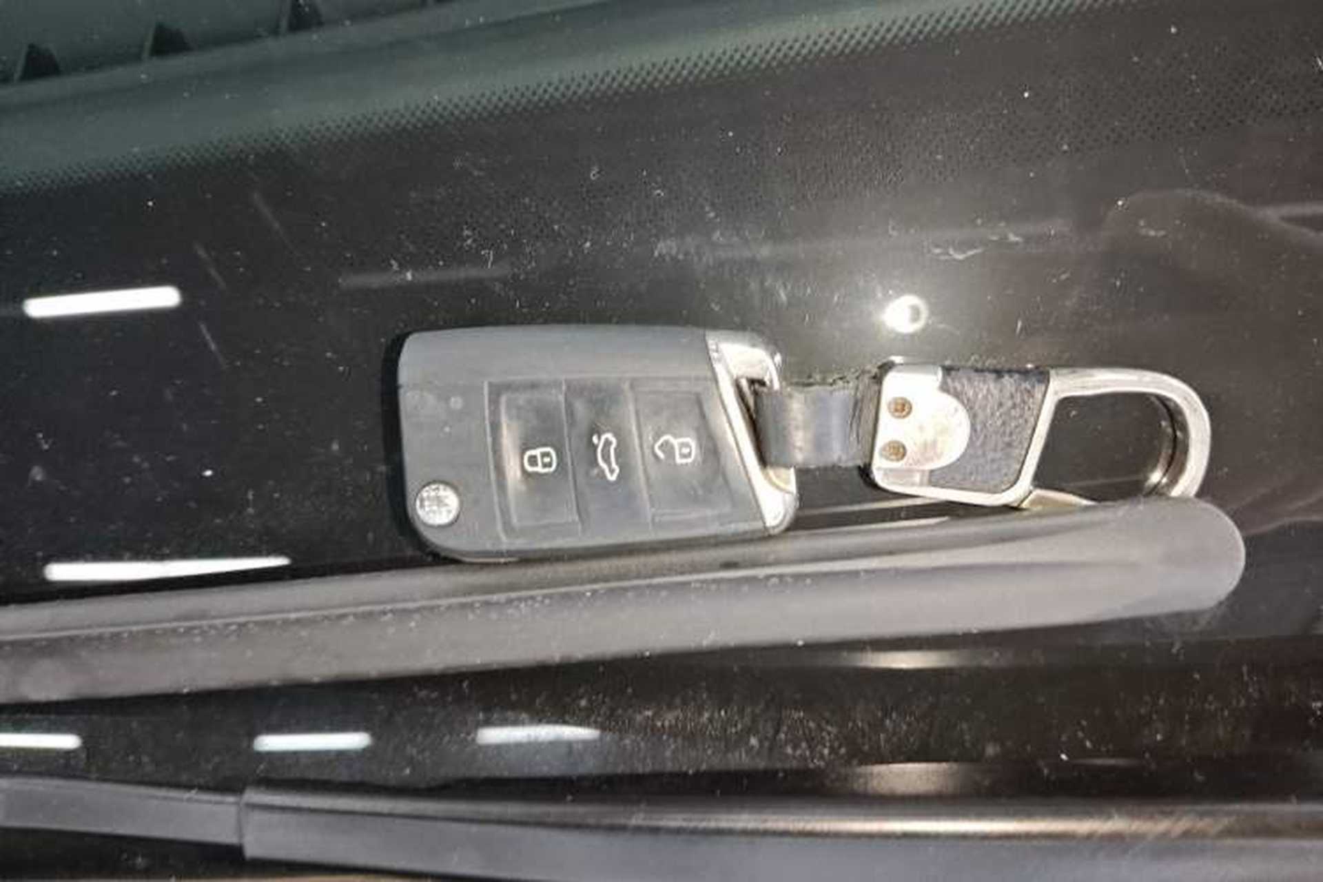 Used Volkswagen Tharu 2021 280TSI Two-Wheel Drive Comfort Edition Vehicle Key
