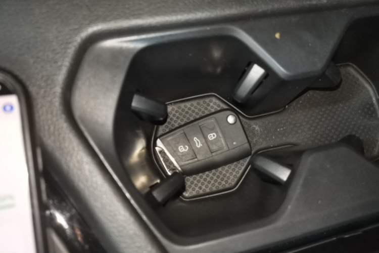 Used Volkswagen Tharu 2021 280TSI Two-Wheel-Drive Luxury Plus Edition Vehicle Key