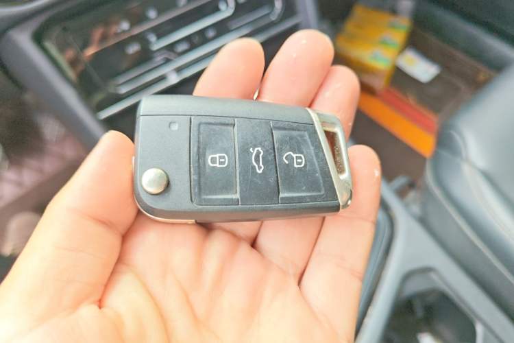Used Volkswagen Tharu 2021 280TSI Two-Wheel Drive Comfort Edition Vehicle Key