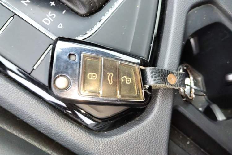 Used Volkswagen Tharu 2021 280TSI Two-Wheel Drive Comfort Edition Vehicle Key