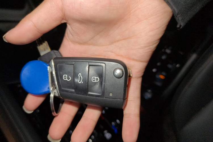 Used Volkswagen Tharu 2021 280TSI Two-Wheel Drive Comfort Edition Vehicle Key