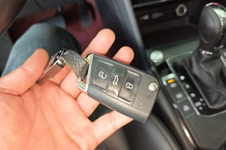 Used Volkswagen Tharu 2021 280TSI Two-Wheel-Drive Luxury Plus Edition Vehicle Key