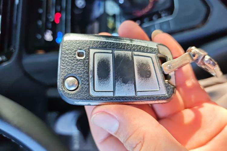 Used Volkswagen Tharu 2021 280TSI Two-Wheel-Drive Luxury Edition Vehicle Key