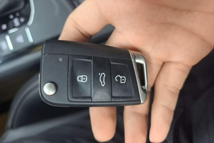Used Volkswagen Tharu 2021 280TSI Two-Wheel-Drive Luxury Plus Edition Vehicle Key