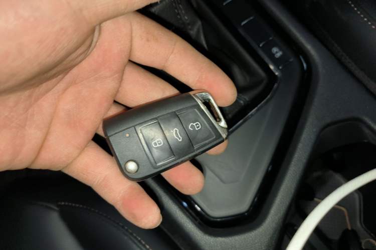 Used Volkswagen Tharu 2021 280TSI Two-Wheel-Drive Luxury Plus Edition Vehicle Key