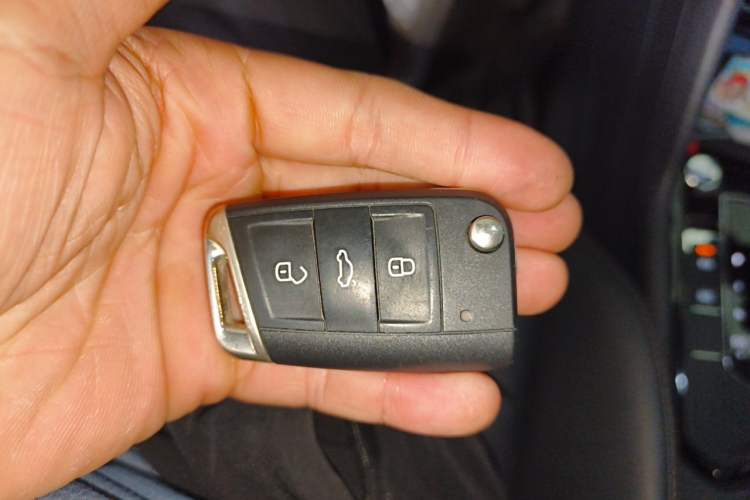 Used Volkswagen Tharu 2021 280TSI Two-Wheel Drive Comfort Edition Vehicle Key